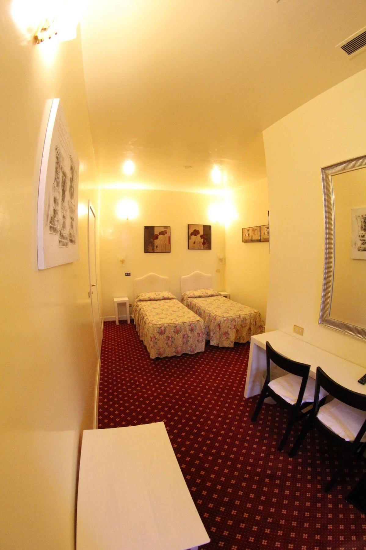 Europa Fiera Rho Hotel Buitenkant foto